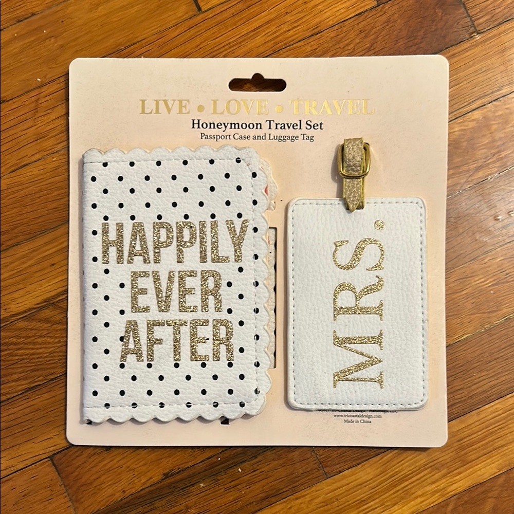 Gold and White Honeymoon Travel Set